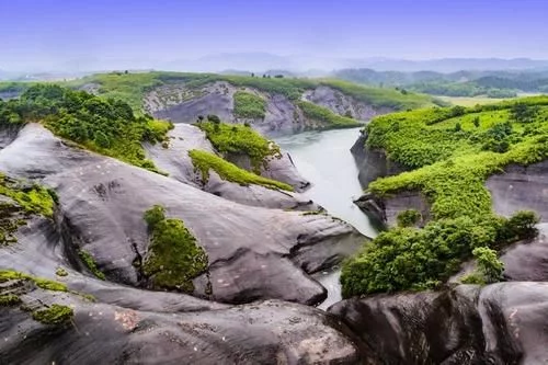 中国这处奇观被遗忘许久,仍是未开发免费景点,无栏杆处让人腿软