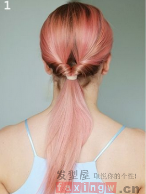 简单盘发图片教程 轻松学会拥有更多时尚感