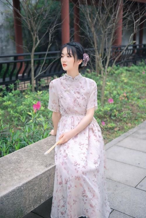  [复古]今年火了一种裙子叫“旗袍裙”，清爽显瘦，美成民国初恋模样！