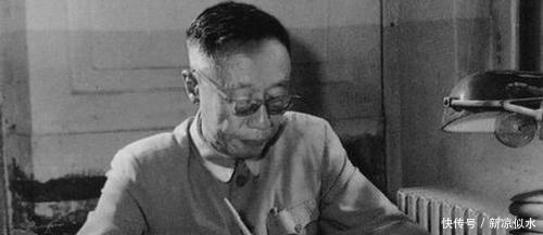 54岁的溥仪去办户口本,家庭住址吓懵户籍员文