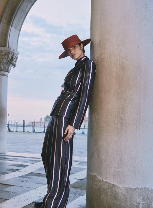  【试试】女人没钱还想显贵？试试2020火起来的＂金银丝＂，助你华丽转身