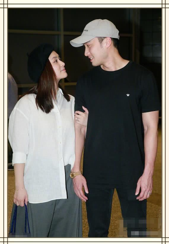 阿娇密月归来，大妈裤上身衣然美到炸，网友：爱情力量真伟大！