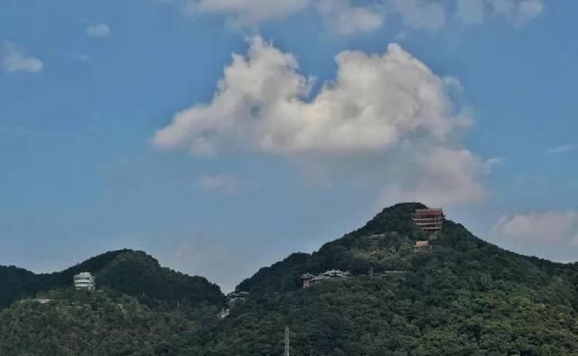 重庆主城最高峰是哪儿？缙云山？南山春天岭？你们都错了！