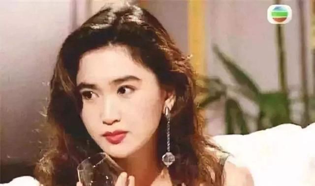 港风造型■想要模仿王祖贤?——那首先要知道“港风美人的精髓到底是什么”