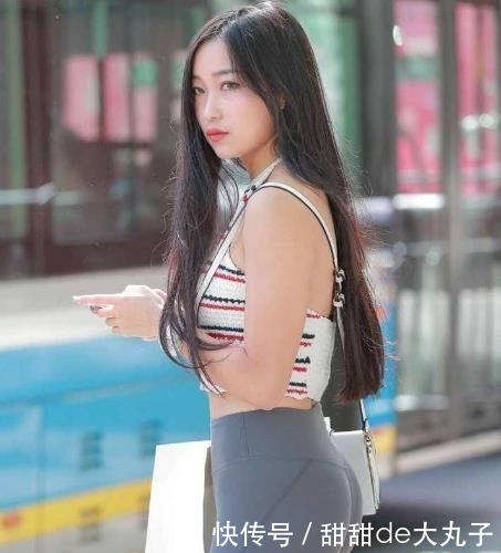底裤■街拍女神:柔美娇俏的紧身打底裤小姐姐,秀出青春活力范