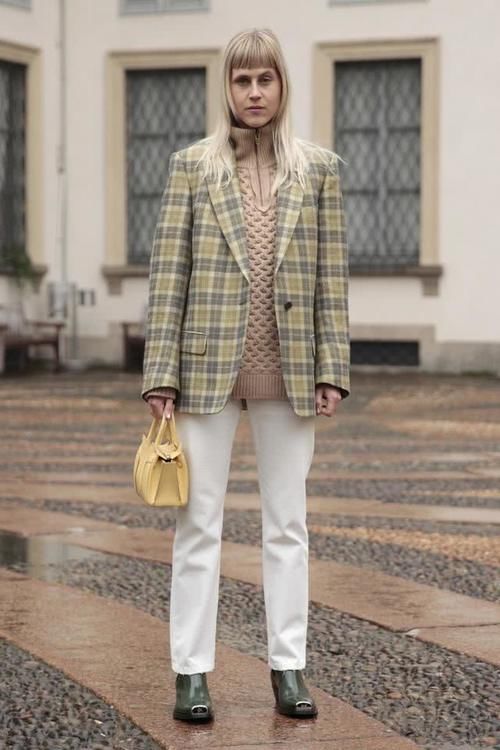  『拉链』拉链毛衣又火了，高领、翻领两相宜，实用百搭，再也不怕温差大了