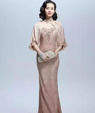 Angelababy穿旗袍，刘诗诗穿旗袍 网友：差距一目了然