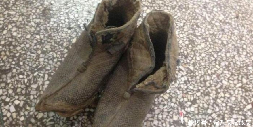 「老祖宗」古人穿的鞋子,为何前头总是翘起来?老祖宗真是聪明