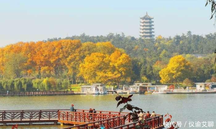 安徽这个城市要发达了, 即将迎来4座城际高铁, 还要新建两座机场