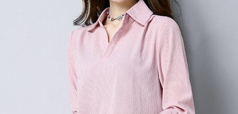 不得不说!46岁老婆穿这，新式小衫+牛仔裤，气质甩旗袍几条街