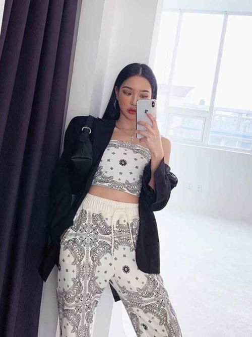  『卫衣』觉得卫衣好看的请试试这4种“初恋外套”，真香