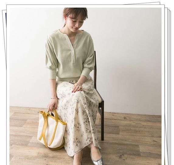  『女人味』小小的翠绿色衣服,美女穿出了大大的女人味,太性感了