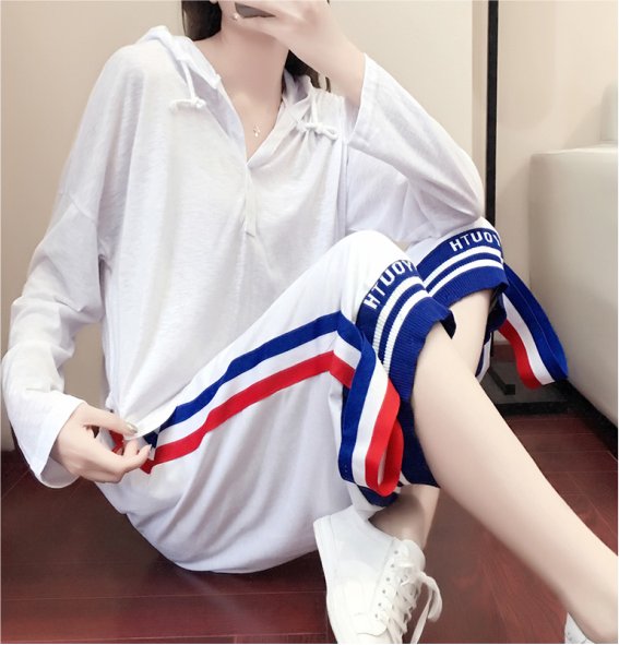 高跟鞋扔了吧!立秋特推:萝卜裤套装，视觉腿长2米，配小白极美