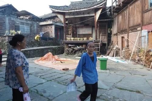 闻树义:百里侗乡