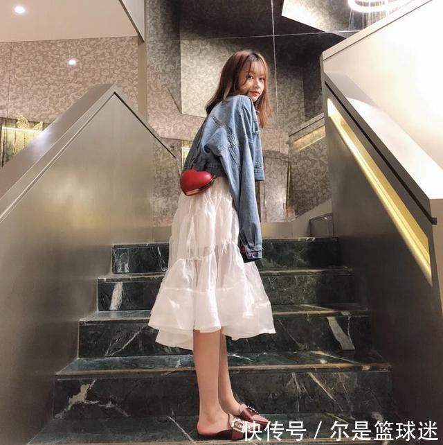 『奶奶』比小白鞋舒适，比奶奶鞋流行，2020春天最火的“鞋子”是它！