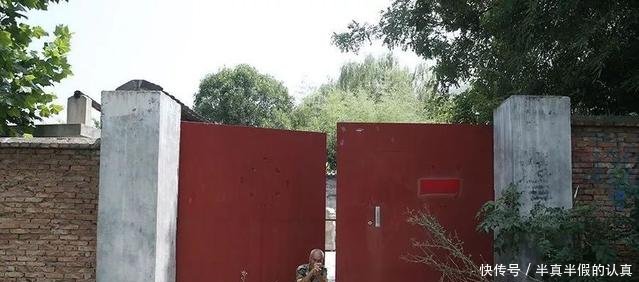 解密“秦岭超大违建别墅”业主拿50年茅台当水喝