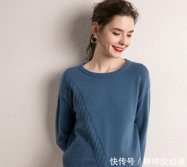  「V领羊绒衫」冬天毛衣最全搭配法：今年你的羊绒衫一定要这穿