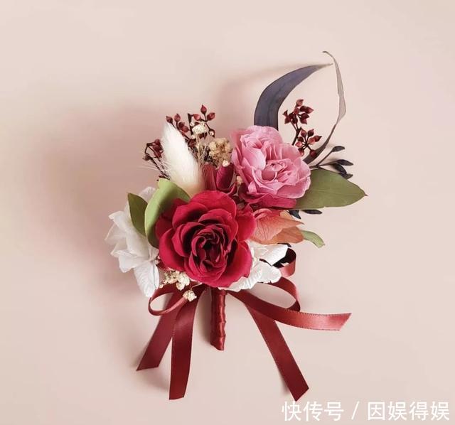 点击@精致胸花指南,创意搭配出色吸睛都在这里了,点击领取