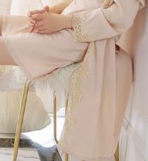 让男人心动的真丝睡衣，夫妇间更亲密