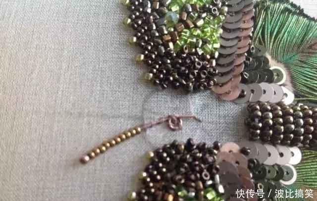 【珠绣胸针】你离小仙女只差一件闪闪的配饰,DIY手工珠绣饰品,附教程