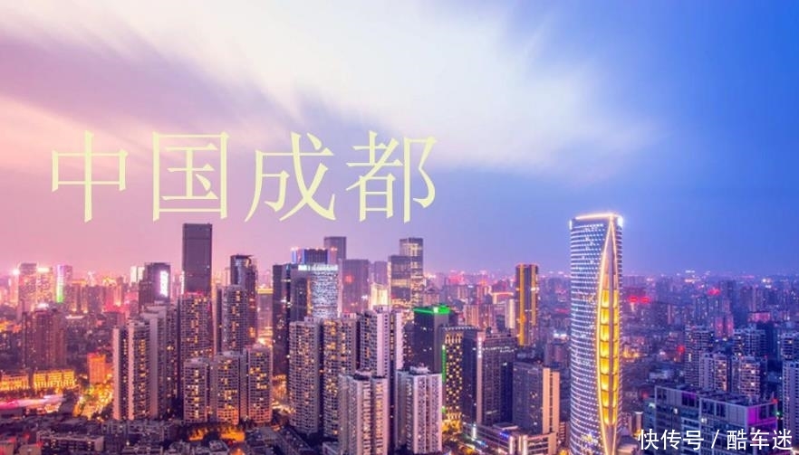 我国正在修建一条新高铁，全长1985km，跑完全程需要14个小时