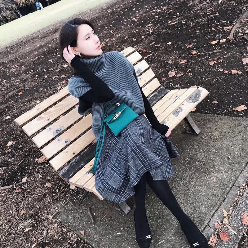 黑色打底裤赶紧撇掉，瞧这些小姐姐穿“半身裙套装，一个比一个美