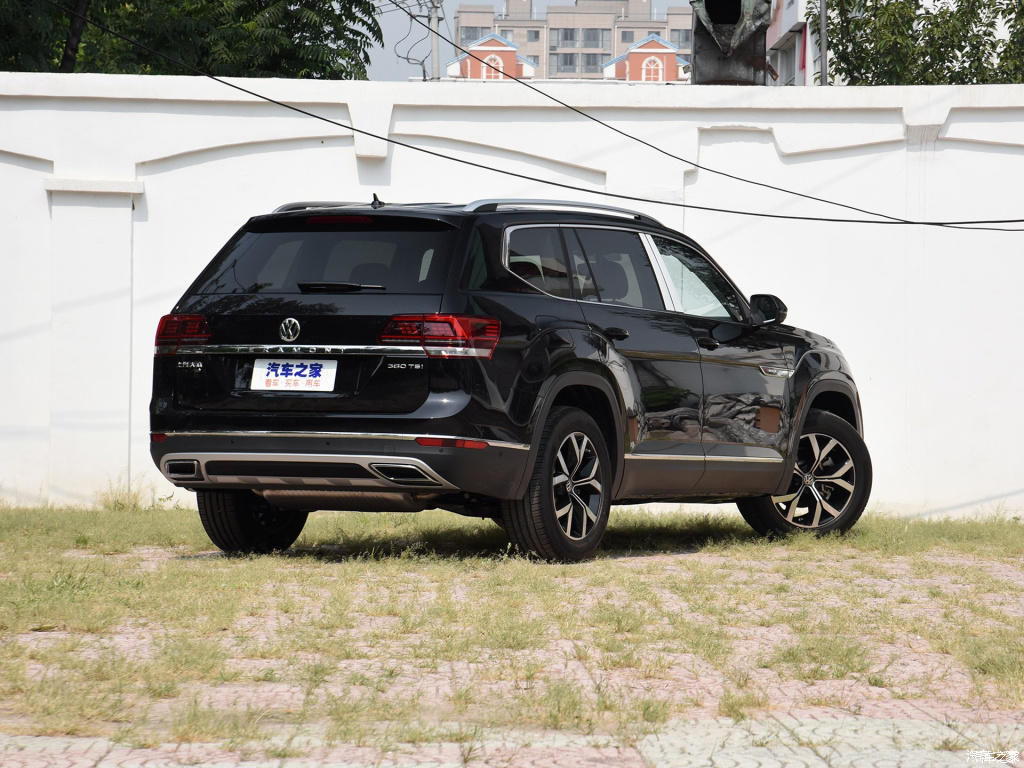  『大空间』MPV太居家？看看这台大众途昂吧