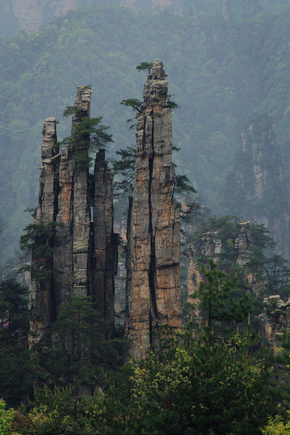 盘点风景独特的旅游景点，从你所熟知的张家界天子山、合肥翡翠湖