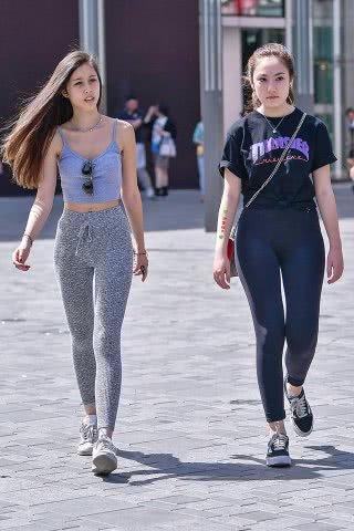 独具个性魅力的打底裤美女,看一眼就无法入睡!