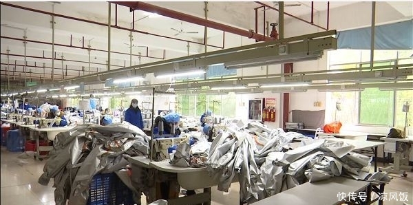 「限公司生产车间」春回大地,贵州巾帼防疫生产两不误,田间车间劳作忙