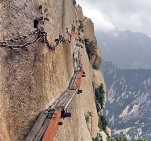 华山不止有长空栈道,还有这三大“怪象”,至今都没有合理解释!
