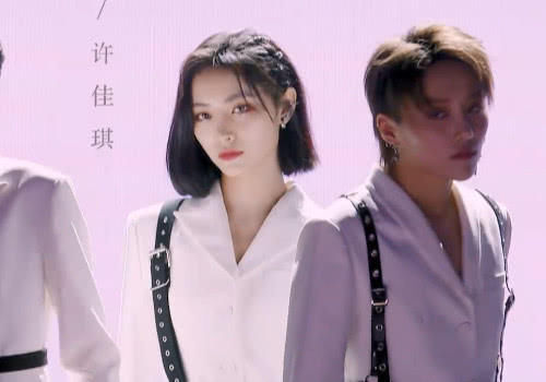  『降级』青你2：A班进行大洗牌，许佳琪被降级，看到她舞台的失误，懂了
