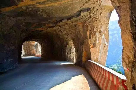 中国一座藏在"井"里的村子, 与世隔绝几千年,养在深闺人未识