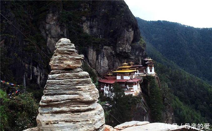 全球最神秘寺庙，一砖一瓦都是僧侣亲自运送，价值百亿却毁于大火