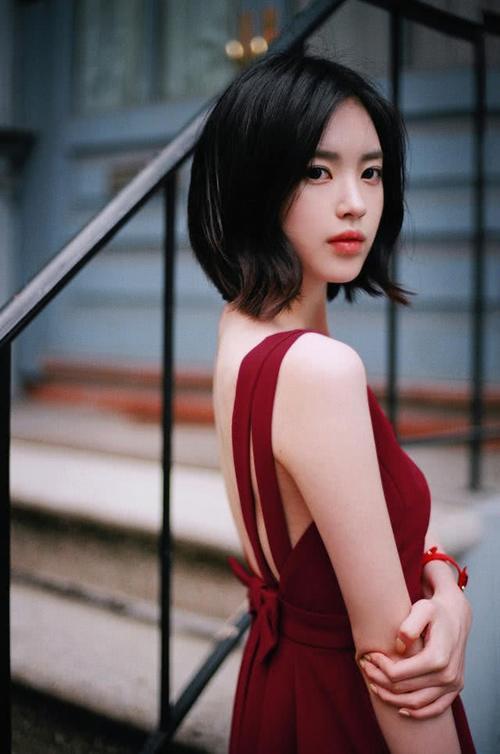 幽默段子:竟然发现一个单词也听不清。心想:不会是被无良商家坑了