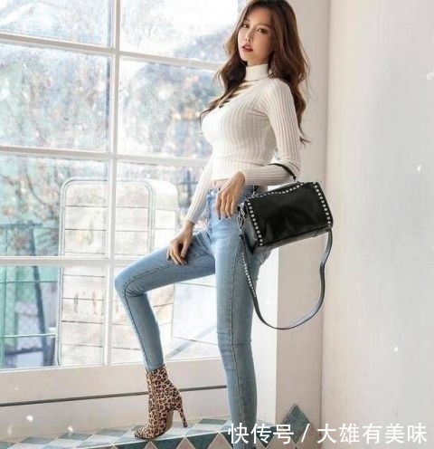  「舒适」气场十足的牛仔裤美女，穿出街头休闲风格！
