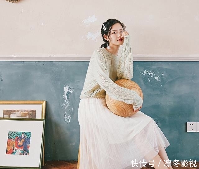 「针织衫」针织衫+半裙=早春气质风穿搭!穿出你的美!