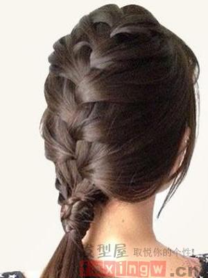 夏季最美女生发型合集 清凉简单有气质