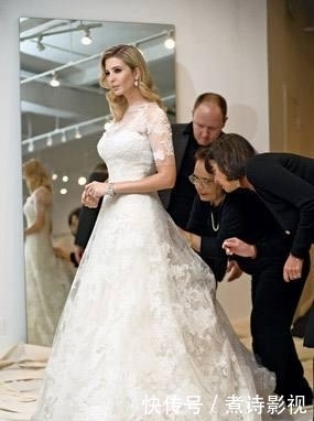 『婚纱』伊万卡一反常态走保守路线,婚纱引特朗普不满,婚礼上直接摆臭脸