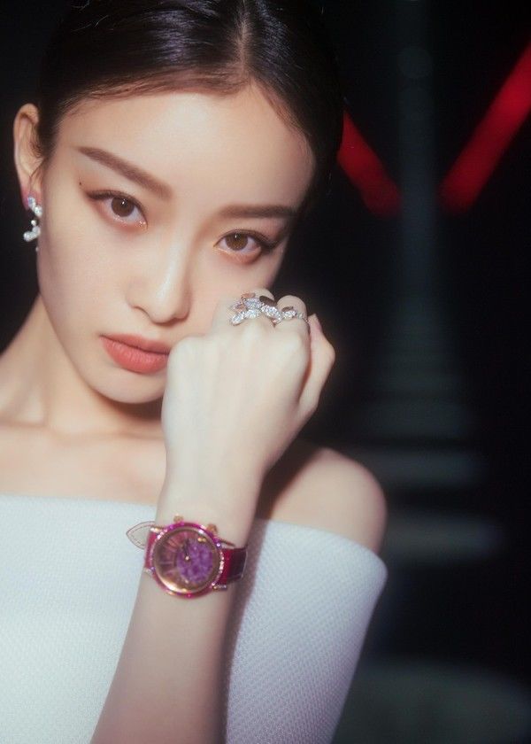 明星妆容合集：唐嫣美出新高度杜鹃翻车？