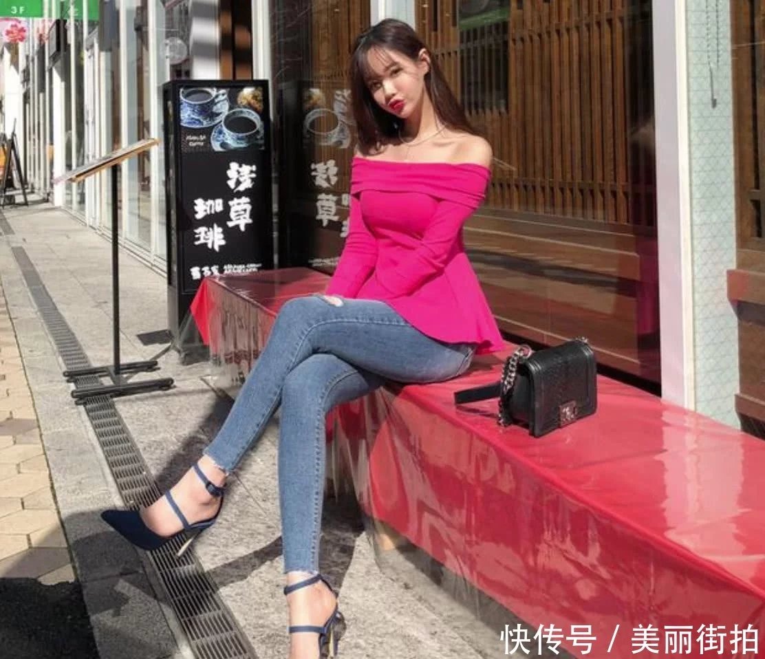 清新迷人牛仔裤优雅别致，魅力不可挡，轻松塑造出时尚达人的气质