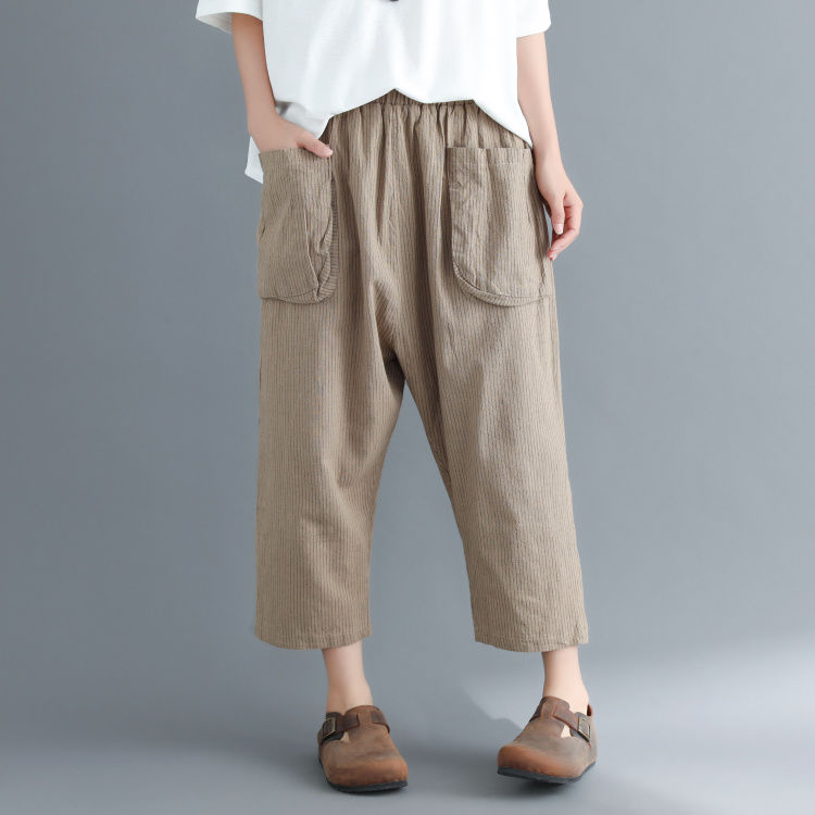 下半身胖，别穿紧身裤，尴尬!看:这么穿，不松不紧，美得刚刚好