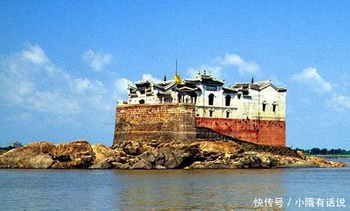 中国唯一不怕“强拆”钉子户，后台是国家，霸占长江600多年！