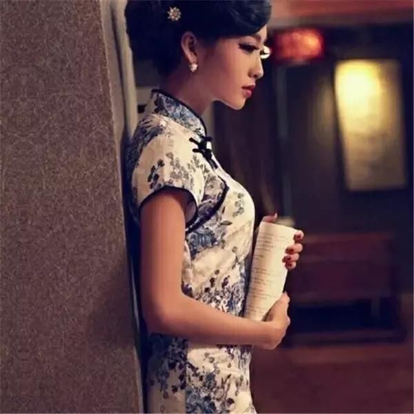 青花旗袍，极致的中国诱惑