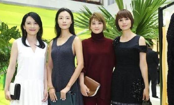 袁泉梅婷俞飞鸿三美同框，都是40多岁，气质差距如此大！