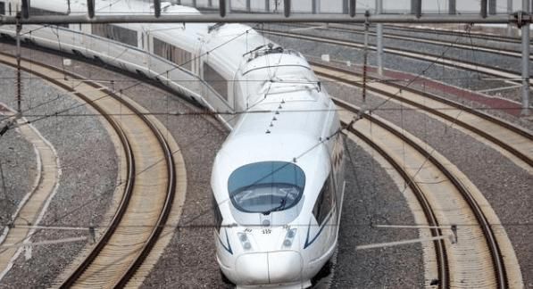  「全长」世界赚钱最快的高铁：全长1318千米，每天收入近一亿，