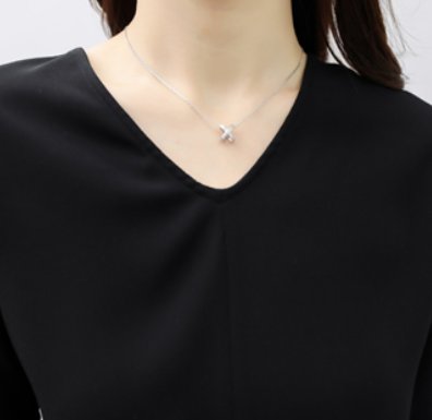 秋后早晚凉，尽量少穿裙，多穿这样的“阔腿裤”套装，美到飞