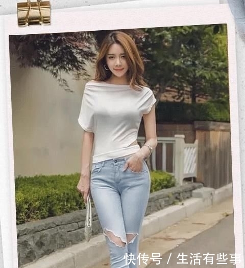  『显得』牛仔裤的设计显得清爽活力，看起来阳光明媚，美丽且充满简洁感