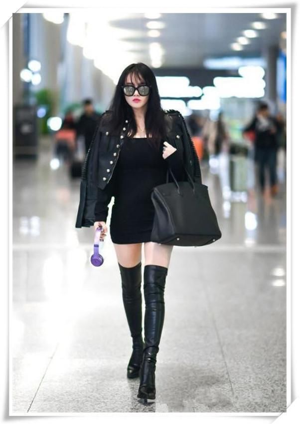 冉莹颖厉害了！事业线怎么遮都遮不住，网友：邹市明真是好福气！