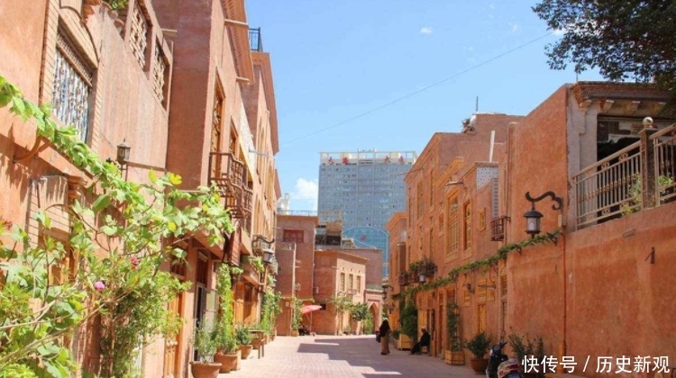 国内有座慢节奏城市：十点上班七点下班，凌晨街道仍有美女闲逛！